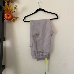 Slate Yola scrub pants